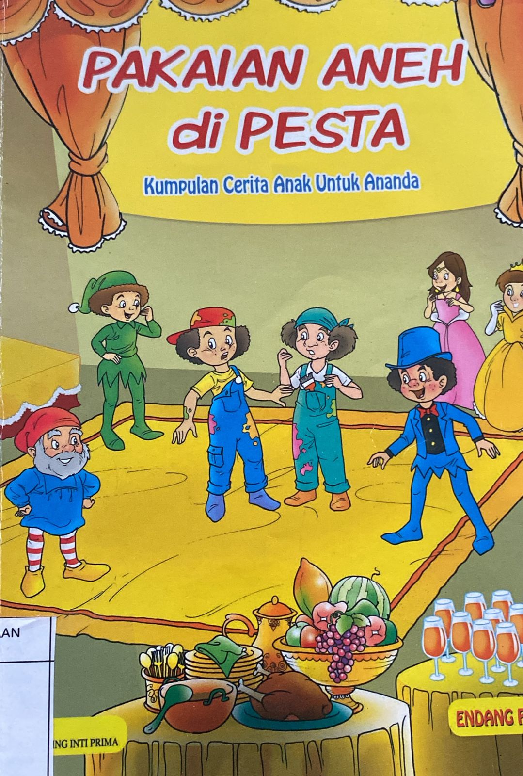 PAKAIAN ANEH DI PESTA